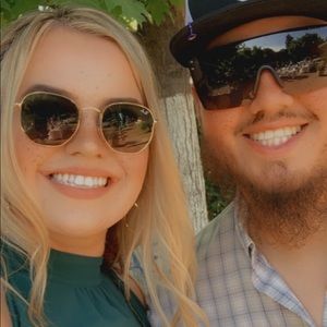 Meet your Posher, Ashlyn